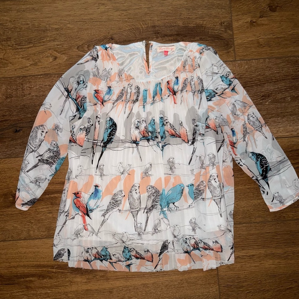 English Laundry Bird Parakeet Size M 3/4 Sleeve Lightweight Blouse - Picture 5 of 5